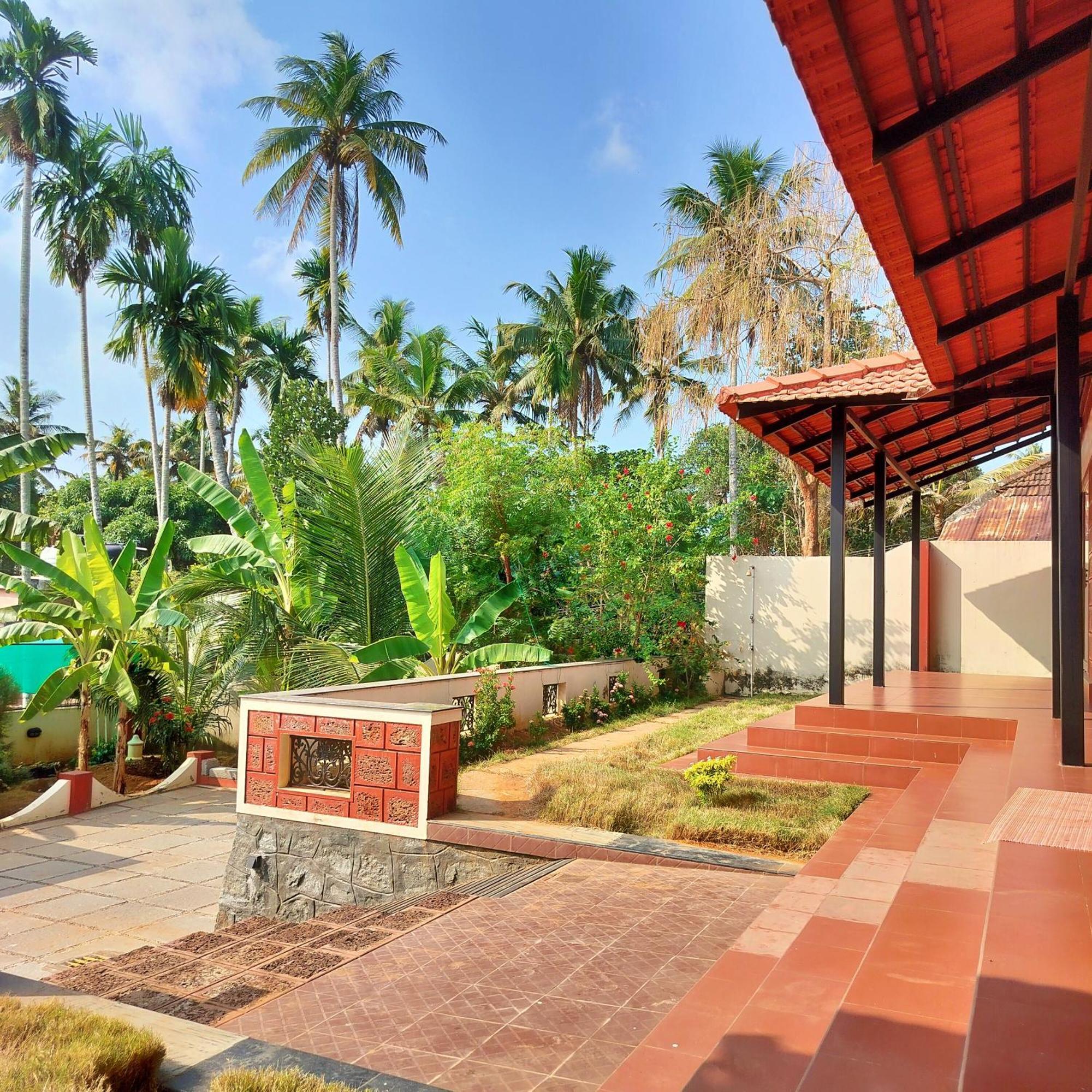 The Ixora - A Boutique Homestay วาร์คาลา ภายนอก รูปภาพ