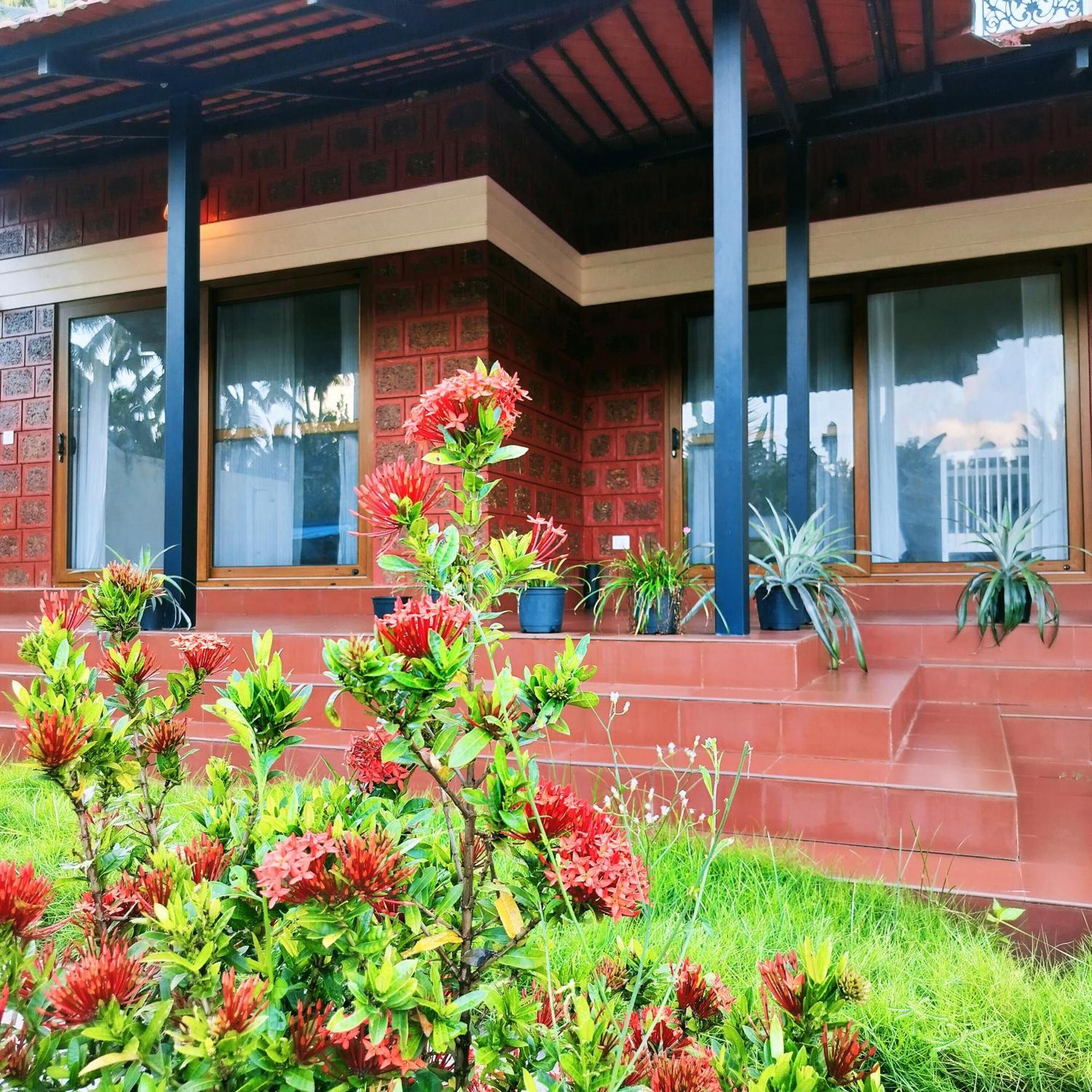 The Ixora - A Boutique Homestay วาร์คาลา ภายนอก รูปภาพ